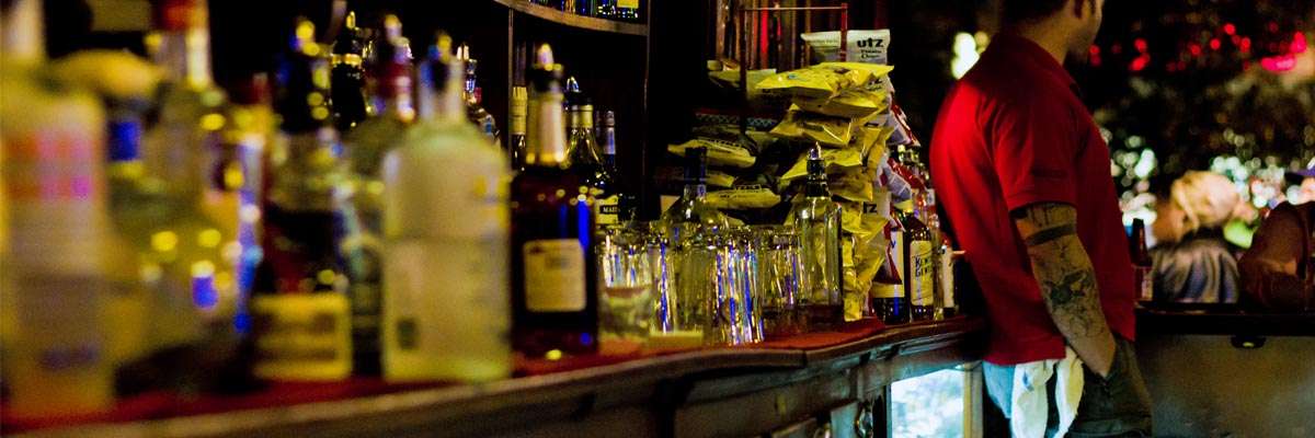 Tanderosie door mixdrankjes en bier drinken